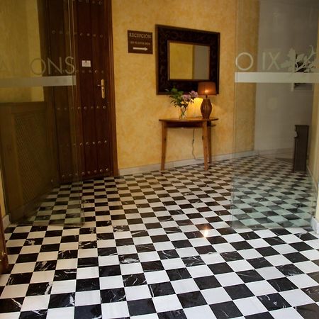 Hotel Alfonso IX (Adults Only) Касерес Екстер'єр фото