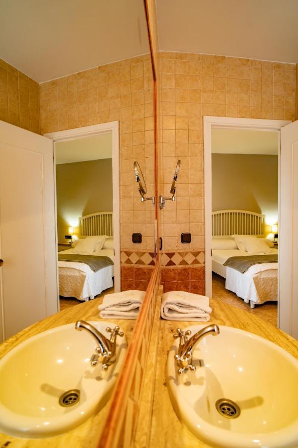 Hotel Alfonso IX (Adults Only) Касерес Екстер'єр фото